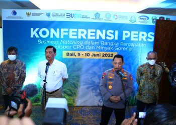 Arahan Presiden, Polri Bersama Kementerian Awasi Minyak Goreng dari Produsen Hingga Pasar