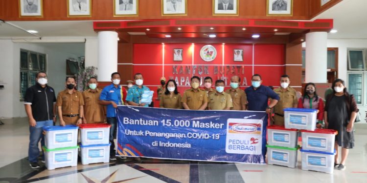 Bantuan CSR dalam Bentuk Masker 15.000 dari PT. Indomarco kepada Pemkab Taput