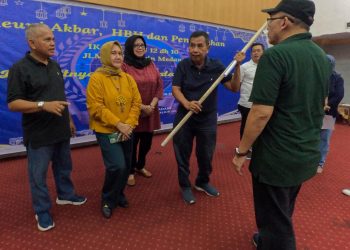 Pengukuhan IKAL SMP Negeri 12 dh 10 Di Hadiri Oleh Walikota Medan, Kepala Sekolah, Para Guru dan Ratusan Alumni