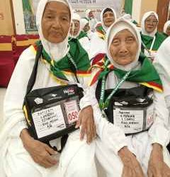 Jamaah Haji Asal Desa Sidodadi Kisaran Bersyukur Berangkat Dampingi Emak ke Tanah Suci