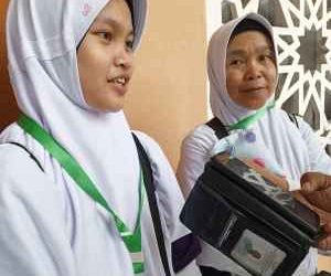 Salwa Ar Royyan Jamaah Calon Haji Termuda Asal Medan Seorang Hafizah 17 Juz