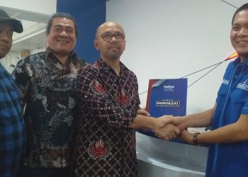 Resmi Serah Terima Berkas Ke Demokrat, Barry Simorangkir Siap Mainkan Smart City di Pilkada Sumut 2024