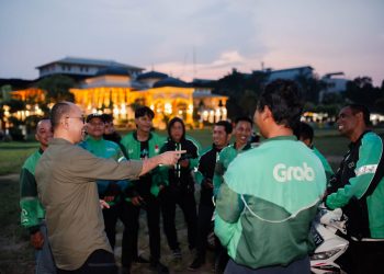 Barry Simorangkir Sapa Driver Ojol dan Pelaku UMKM 