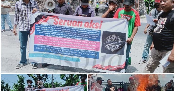 Aksi Unjuk Rasa Peduli Pemberantasan Korupsi dan Narkotika Tuntut Segera Tuntaskan Kasus Pungli di Kabupaten Simalungun 
