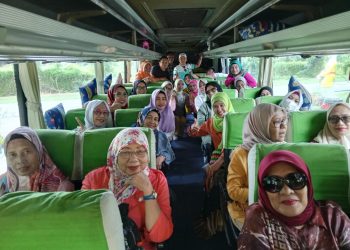 Sukses Gelar HBH dan Pelantikan, Keluarga Besar IKAL SMP Negeri 12 d/h 10 Tamasya ke Pantai Cermin