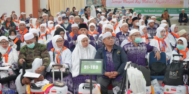 Jamaah Haji Kloter 6 Asal Langkat Tiba Dengan Selamat, Dikabarkan 1 Orang Wafat