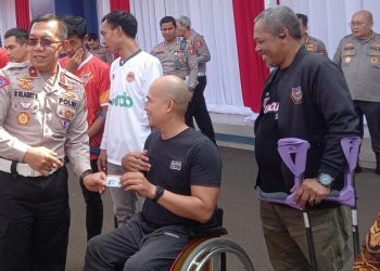 Hari Bhayangkara ke 78, Korlantas Polri Serahkan SIM D untuk Disabilitas