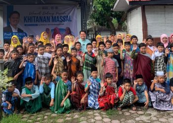 Hadir dalam Kegiatan Khitan Massal Bersama Keluarga Aisyiyah, Prof Ridha Diharapkan Dapat Terus Berkontribusi di Masyarakat