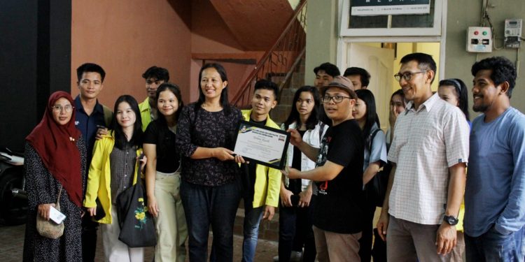 Mahasiswa Universitas Darma Agung Kunjungi Sekretariat PFI Medan 