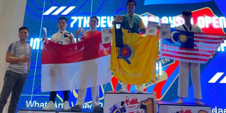 Atlet Mahasiswa UPM Panca Budi Medan Toreh Prestasi Gemilang Di Kejuaraan Internasional Taekwondo Malaysia