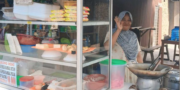Warung Mimi di Tembung Jadi Pilihan Favorit Pecinta Kuliner Lokal