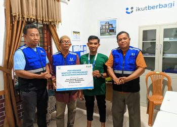 Ikut Berbagi Indonesia Serahkan Bantuan BPJS Ketenagakerjaan kepada Driver Ambulans Kota Medan