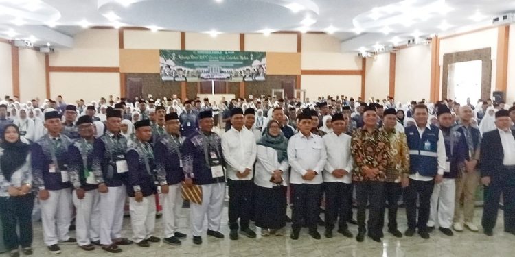 Wamenag Lepas Calhaj Sumut, 2 Tertunda