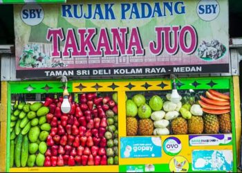 Sejak 1985, Rujak Takana Juo Medan Tetap Jadi Buruan Pecinta Kuliner Lokal dan Asing
