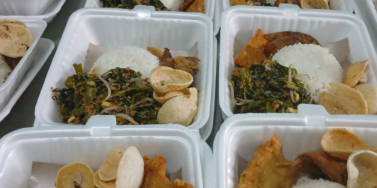 Syukuran Tujuh Bulanan dan Peringatan Ulang Tahun Ibunda Jadi Momen Haru Keluarga Bunga Dahlia