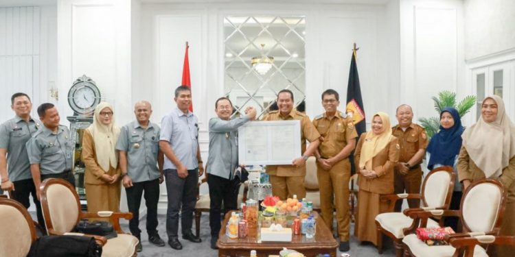 Kemenkum RI Terbitkan Sertifikat Merek Batik Sampan Pariaman, Perkuat Perlindungan Produk Lokal